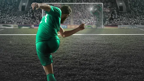 阿利森荣膺利物浦赛季最佳，萨拉赫与阿诺德分列二三位