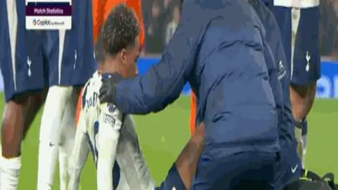 布莱顿对阿森纳：三笘薰格罗斯首发，萨卡赖斯登场